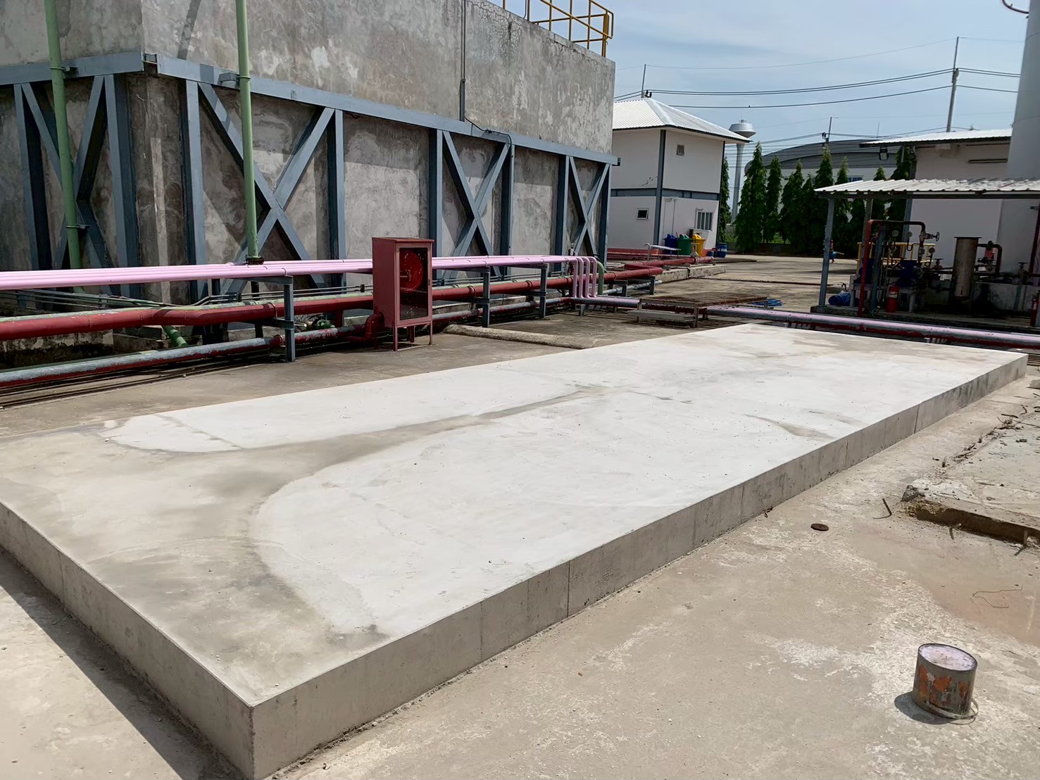 พื้นคอนกรีต เครื่องจักร